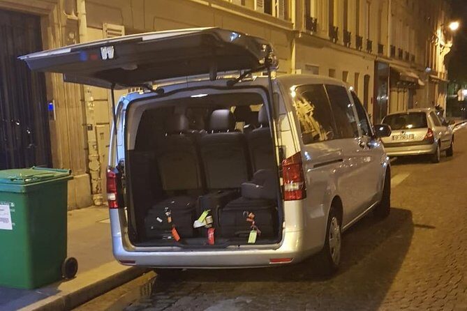 Shuttle Departure from Paris Hotel/Apartment to the Airport - The Sum Up
