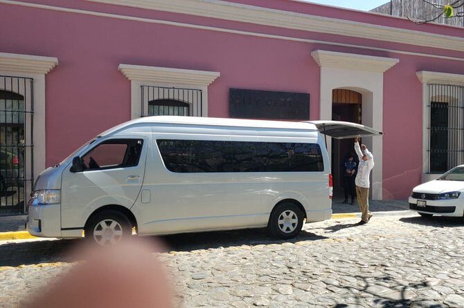 Shuttle from downtown Oaxaca city to Oaxaca airport. One way - Frequently Asked Questions (FAQs)
