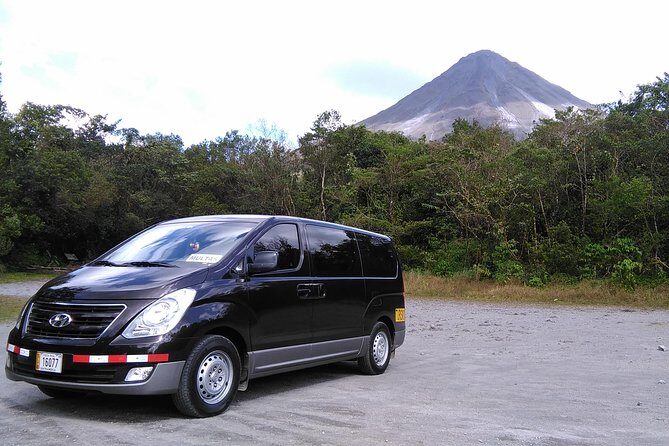 Shuttle Minibus La Fortuna to Arenal from San José - Key Points