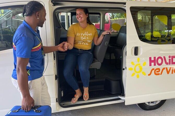 Shuttle or private taxi- Negril Hotels- free tour rep/concierge - In-Depth Review of the Transfer Experience