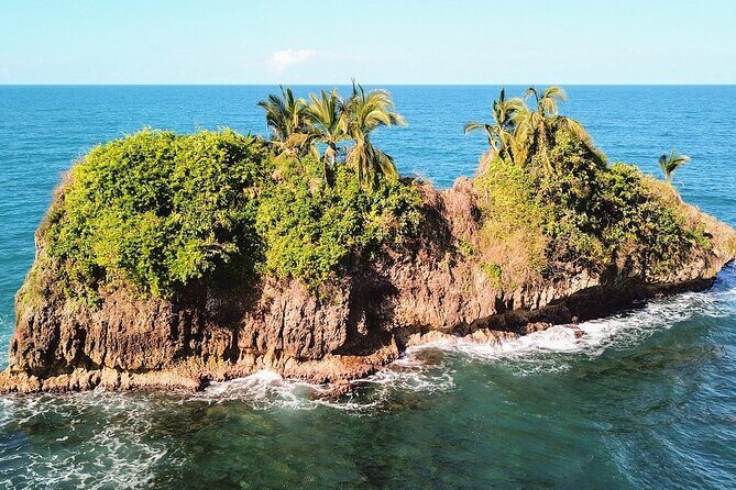 Shuttle Service from San José (SJO) to Puerto Viejo, Costa Rica. - Why You Should Consider This Shuttle