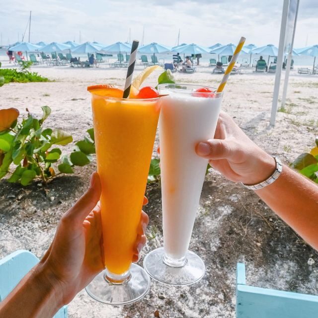 Shuttle to Carlisle Bay inclusive of beach chair - Who Should Consider This Tour?