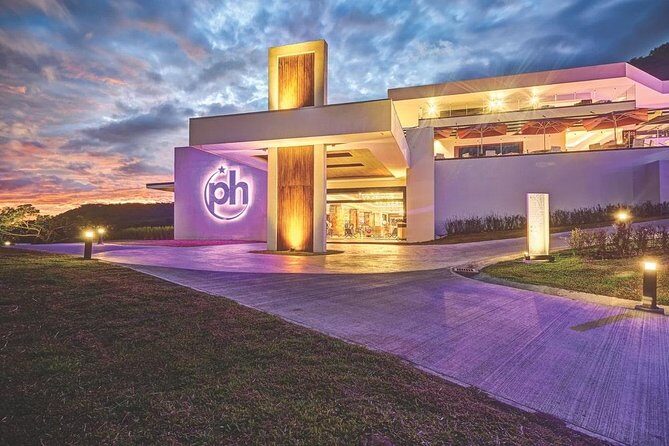 Shuttle To Planet Hollywood Resort Costa Rica - In-Depth Review of the Shuttle to Planet Hollywood Resort Costa Rica