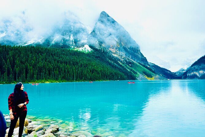 ShuttleBus 2way Banff to Lake Louise (1Hr) and Moraine Lake (1Hr) - An Honest Look at the Value and Limitations
