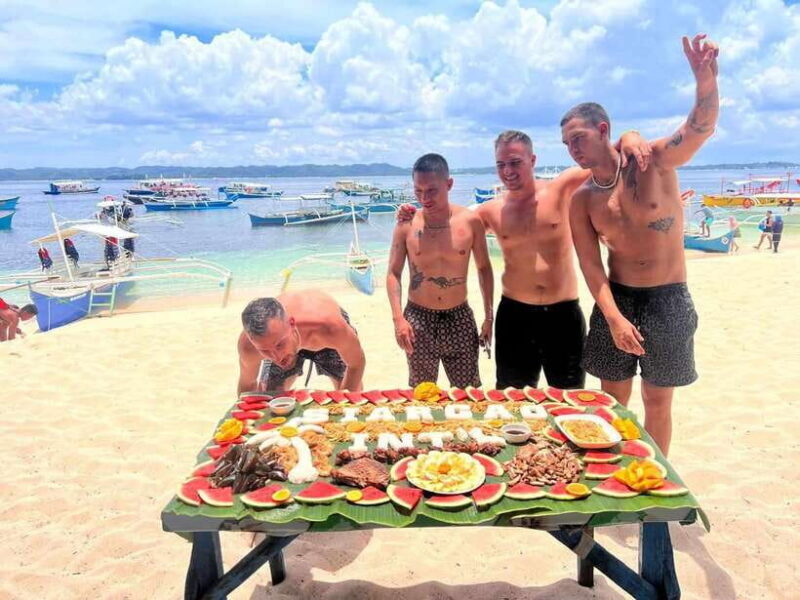 SIARGAO: PRIVATE ISLAND HOPPING GUYAM, DAKU AND NAKED ISLAND - What to Expect During the Day