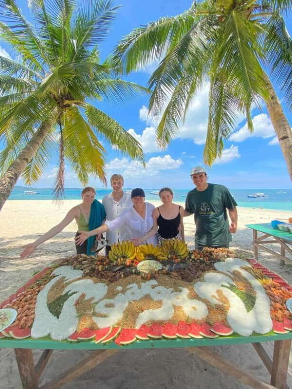 Siargao:Tri Island Hopping Naked Island, Daku, Guyam w/Lunch - What Makes This Tour a Good Value?