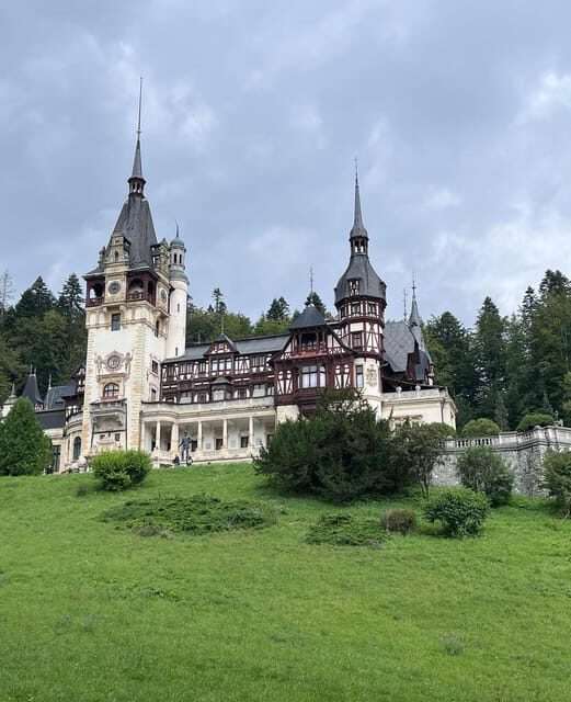 Sibiu: Dracula's Castle and Dino Park Day Trip - An In-Depth Look at the Tour Experience