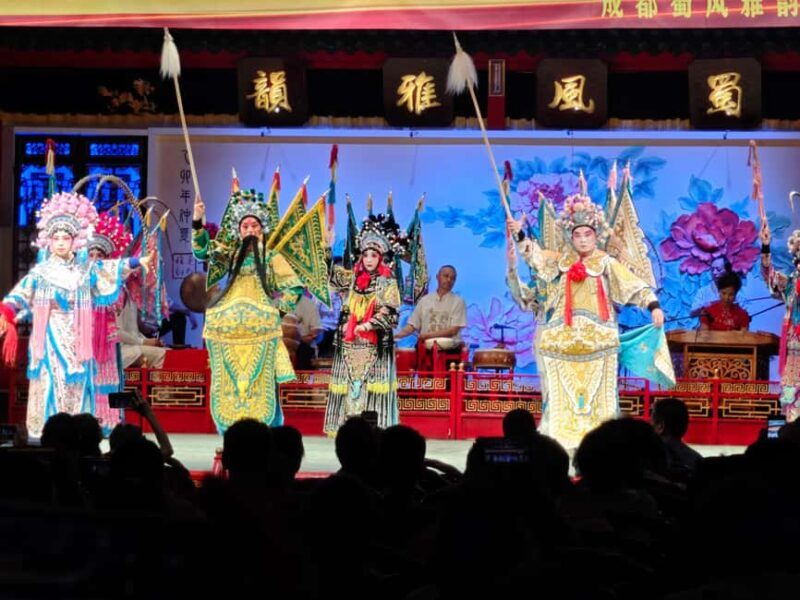 Sichuan Chengdu Opera dressing experience and Photograph - Key Points