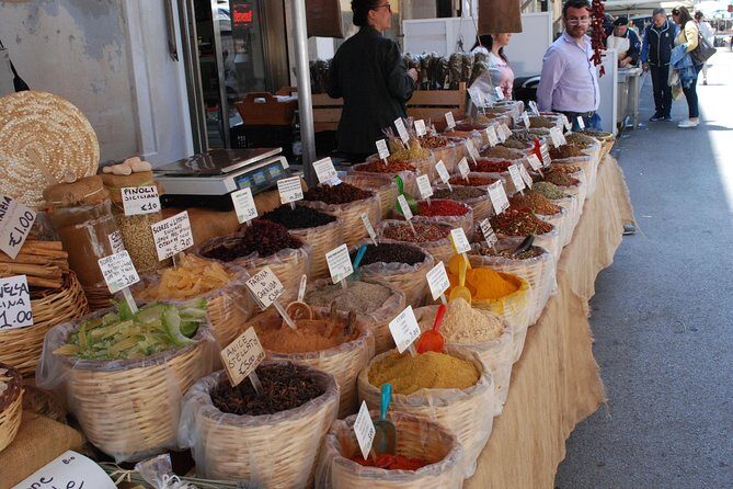 SIcilian Street Food tour and wine tasting in Syracuse - A Deep Dive into the Sicilian Street Food and Wine Experience