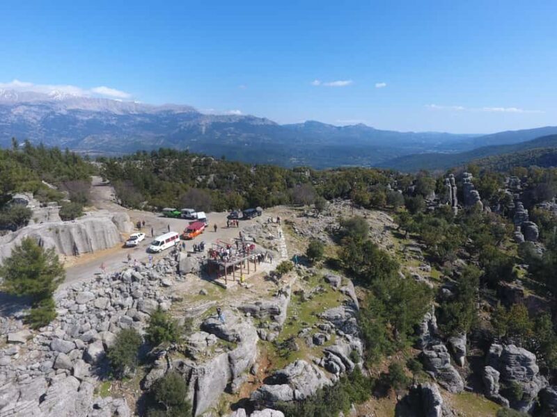 Side: Adler and Eagle Canyon Day Trip with Lunch - FAQs