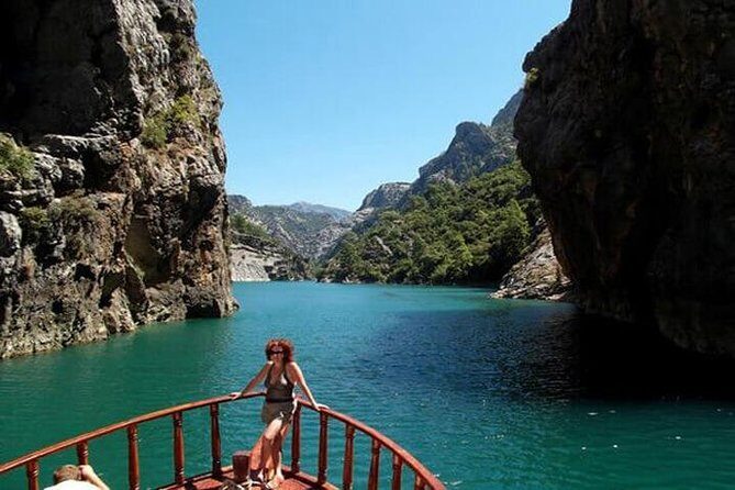 Side-Alanya: 5-Hour BoatTour inGreen Canyon with Lunch SoftDrinks - Analyzing the Value