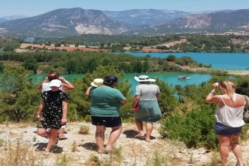 Side: Mix Tour Cabrio Bus, Boat Tour, with Lunch - Who Should Book This Tour?
