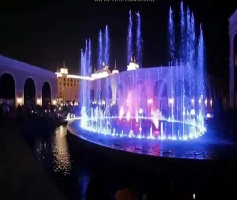 Side: Night Shows at The Land Of Legends with Transfer - Key Points