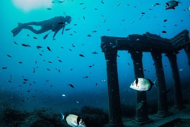 "Side: Scuba Diving in the Fascinating Underwater Museum" - An In-Depth Look at the Tour Experience