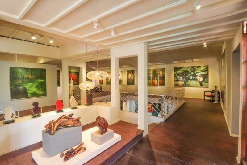 Siem Reap: 3-Hour Behind-the-Scenes Tuk-Tuk Tour - Riverside and Community Parks