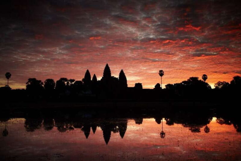 Siem Reap: Angkor Sunrise 1- or 2-Day Guided Temples Tour - A Deep Dive into the Experience