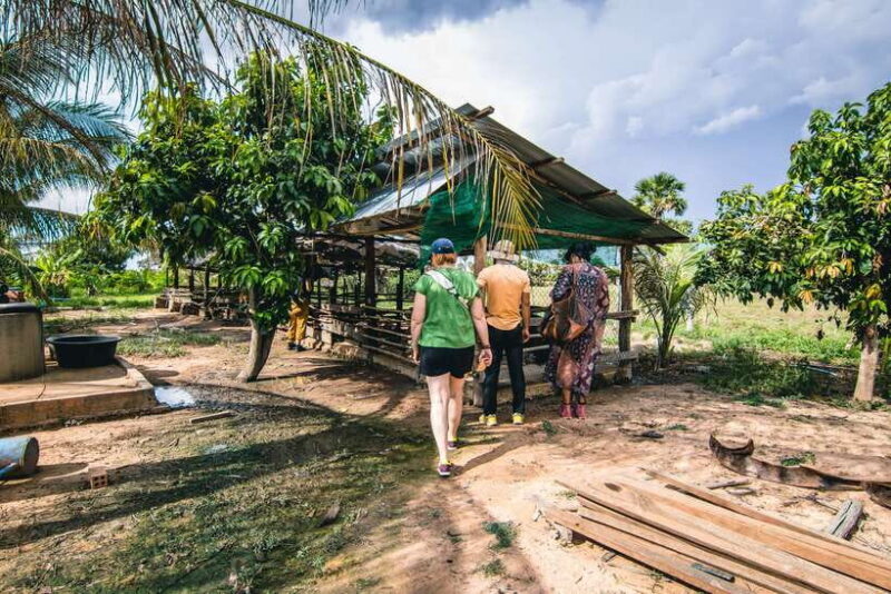 Siem Reap: Angkor Sunset Tour by Jeep with Boat Ride - Who Should Consider This Tour?