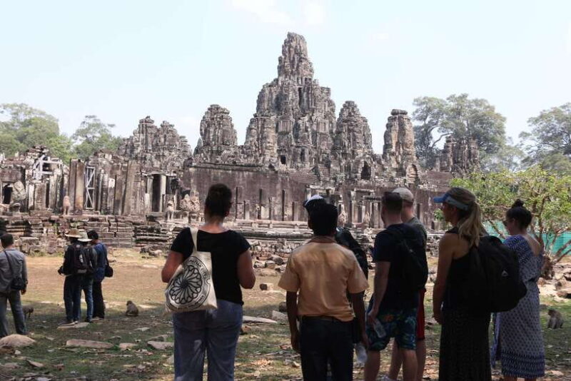 Siem Reap Angkor Wat Guide Tour -Small Group - Key Points
