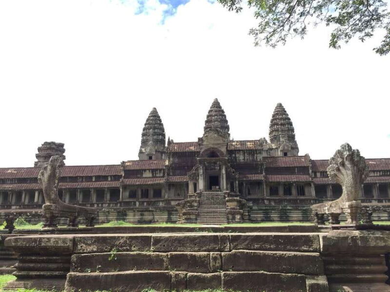 Siem Reap: Angkor Wat Half-Day Trip with Local Guide - Who Would Benefit Most from This Tour?