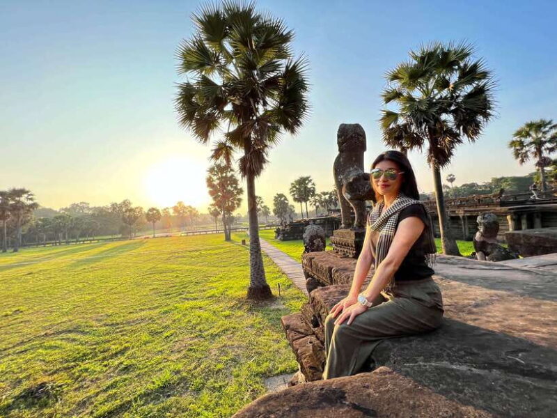 Siem Reap: Angkor Wat Small-Group Day Tour and Sunset - A Day in the Heart of Cambodia’s Ancient Kingdom