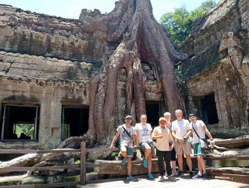 Siem Reap: Angkor Wat Tour with Italian-Speaking Guide - Authenticity and Personal Touches from Reviews