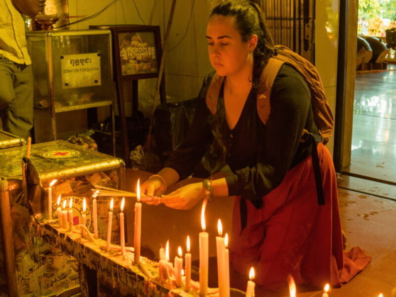 Siem Reap: Baddish Temples and City Walking Guided Tour - Exploring Siem Reap on Foot: A Practical Deep Dive