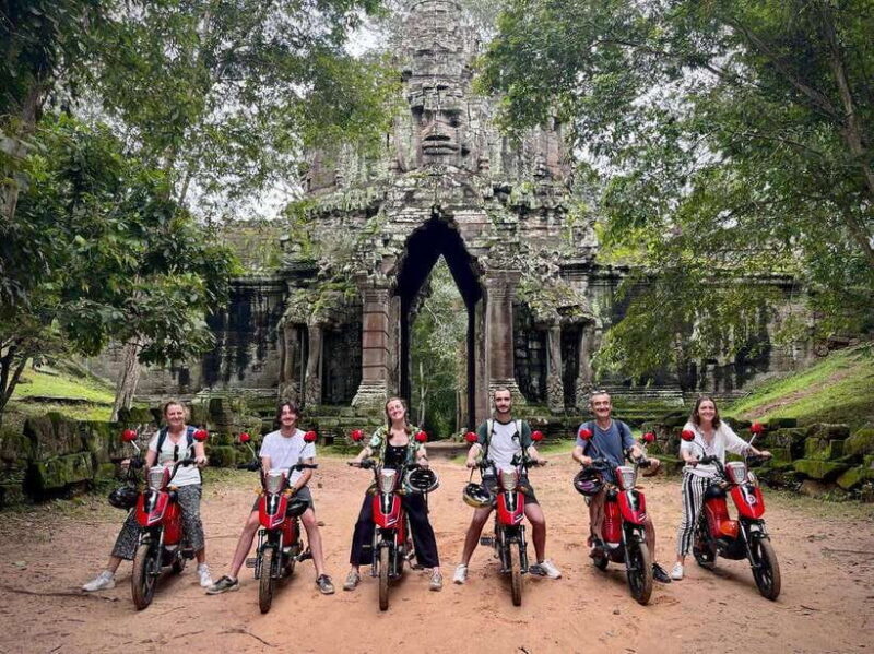 Siem Reap: E-Bike Guided Tour of Angkor Wat with Local Lunch - Key Points