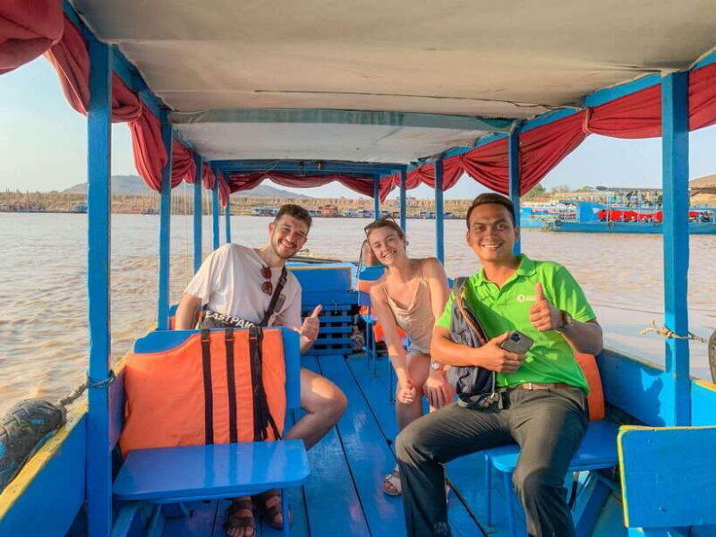 Siem Reap: Floating Village Sunset Boat Guided Vespa Tour - A Vibrant Day in Siem Reap: Exploring on Two Wheels and Water