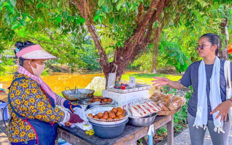 Siem Reap: FREE Market & Local Temple Tour - Key Points