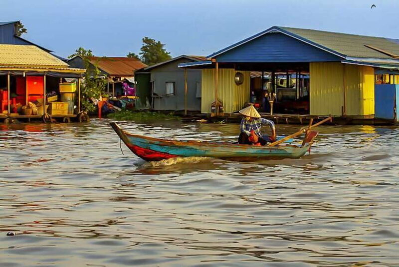 Siem Reap: Kampong Phluk Floating Village Tour with Boat - Boat Ride on Tonle Sap and the Floating Restaurant