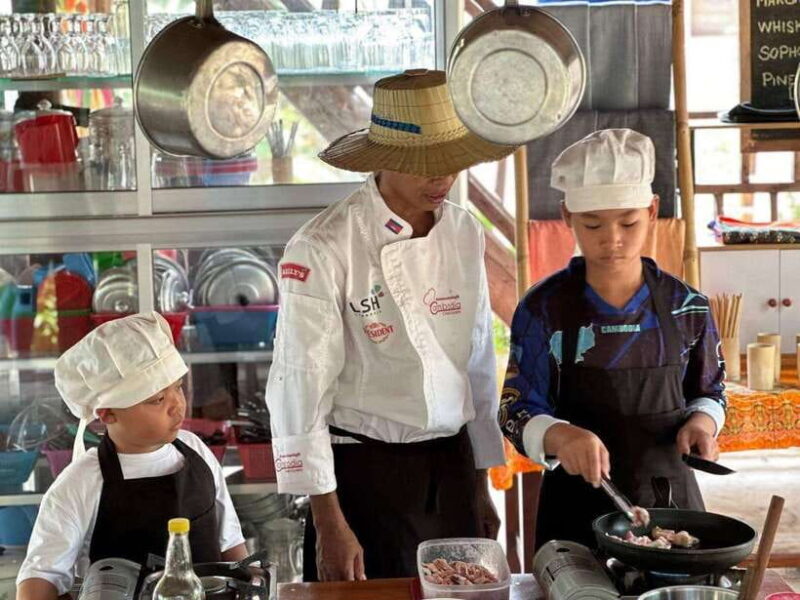 Siem Reap Khmer Cooking Class and Local Market Tour - A Detailed Look at the Siem Reap Khmer Cooking Class and Market Tour