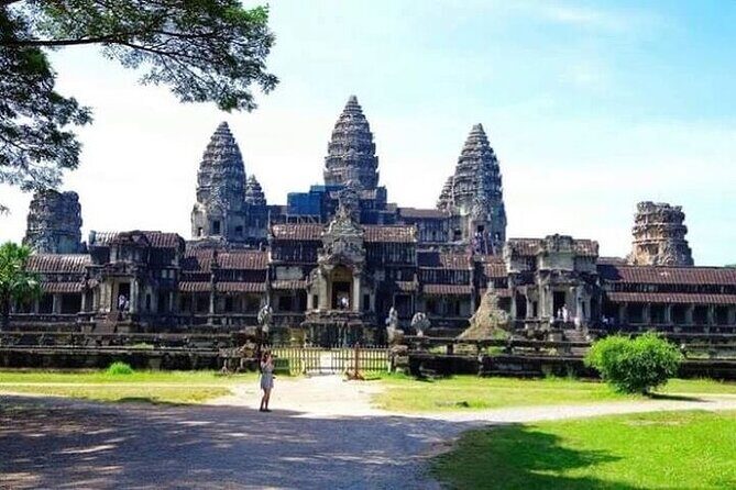 Siem Reap Private Car Tour: Angkor Grand Circuit (Half Day) - A Closer Look at the Angkor Grand Circuit Experience