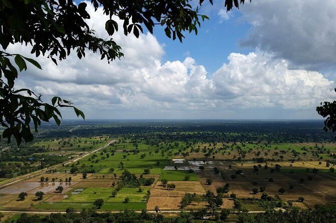 Siem Reap to Battambang Private Guided Tour (Day Trip) - A Deep Dive into the Battambang Day Trip
