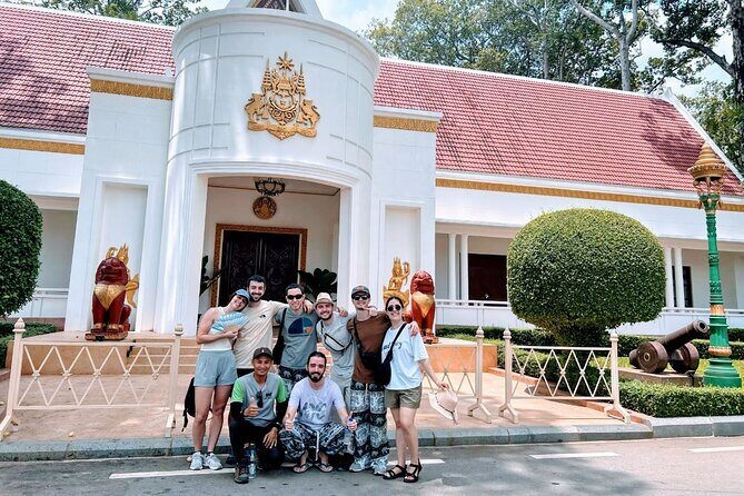 Siem Reap Walking Tour: Landmarks & Hidden Gems - Key Points