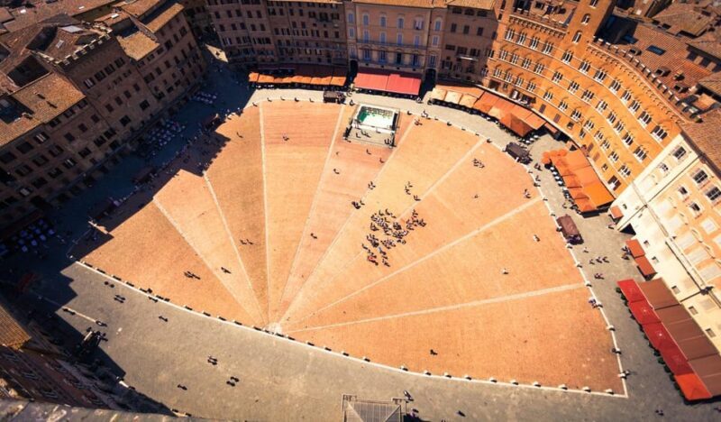 Siena: Guided Tour of the City and Cathedral in Italian - Who Might Want More