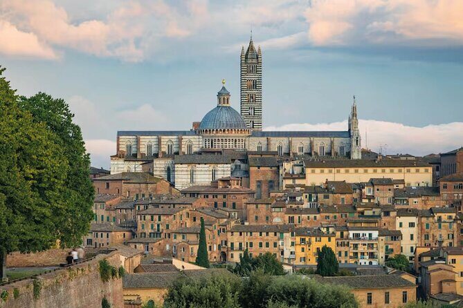 Siena Walking Tour with Audio and Written Guide by a local - Practical Details: What You Need to Know