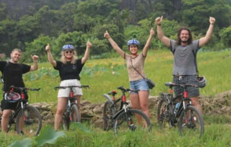 Sightseeing and Explore Hanoi amazing cuisine - An In-Depth Look at the Hanoi Bike & Food Tour