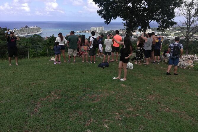 Sightseeing& Beach with stops for Shopping and lunch in Ocho Rios - FAQ