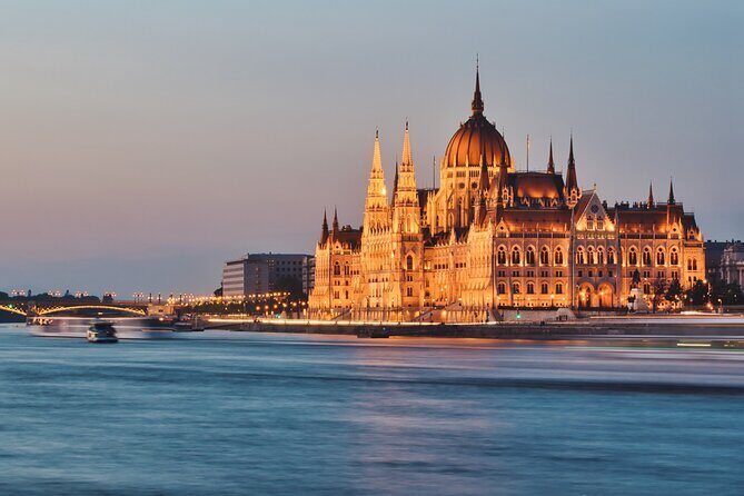 Sightseeing tour around Best spots of Budapest - Who Will Love This Tour?