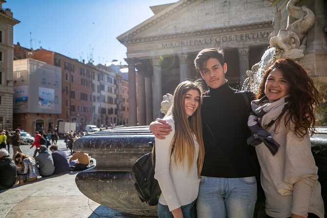 Sightseeing Walking Tour of Rome By Night: Trevi Fountain & Other Highlights - Key Points