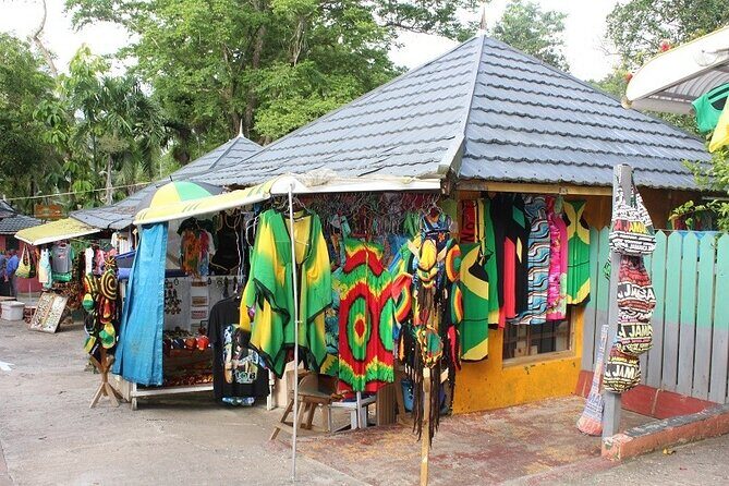 Sightseen tour and Souvenir shopping with private transportation in Montego Bay - FAQ