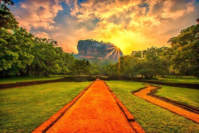 Sigiriya and Dambulla Private Day Tour - Exploring Sri Lanka’s Ancient Marvels with the Sigiriya and Dambulla Private Day Tour