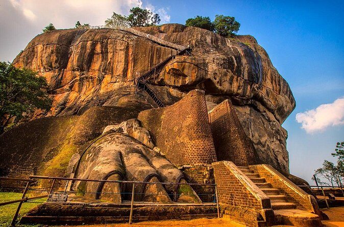 Sigiriya Day Trip with Elephant Safari & Lunch in a Village House - The Practical side: Is it worth the price?