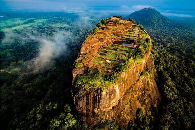 Sigiriya Fortress & Dambulla Day Tour From Colombo, Bentota Area - Experience the Best of Sri Lanka in One Day: Sigiriya Fortress & Dambulla Cave Temple Tour