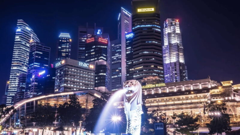 Signature Night Tour: Walk Through Marina with Food Tastings - A Vibrant Evening in Singapore: The Signature Night Tour with Food Tastings