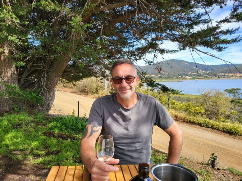 Signature Wine Tour - Hobart & SE Tasmania - A Closer Look at the Signature Wine Tour