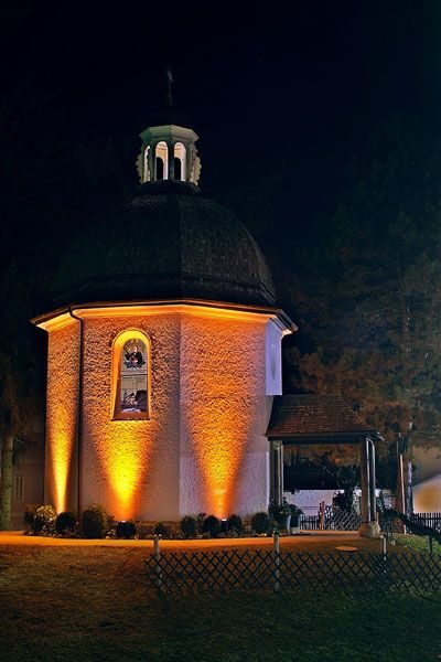 Silent Night Oberndorf Christmas Eve Tour from Salzburg - Key Points
