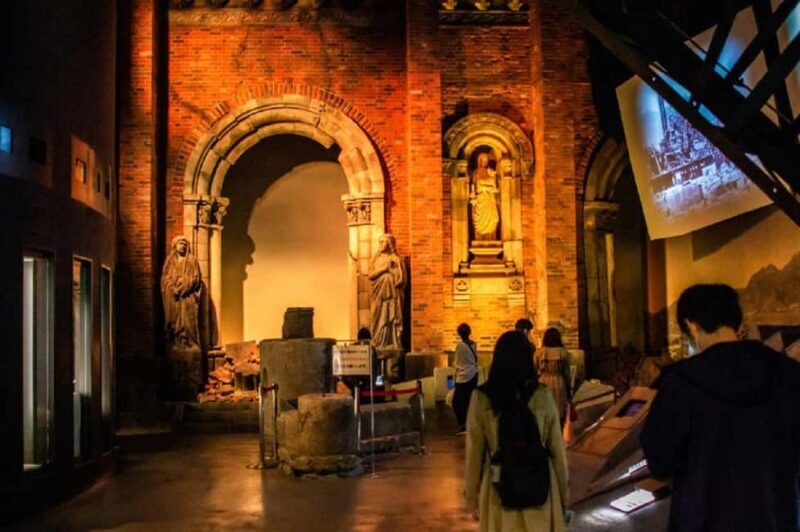 Silent Voices, Eternal Peace  A Nagasaki Memorial Walk - Silent Voices, Eternal Peace: A Nagasaki Memorial Walk