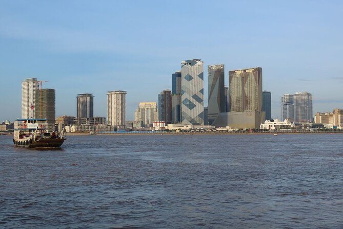 Silk Island at Twilight Cycle Encounter - A Closer Look at the Silk Island Twilight Cycling Tour
