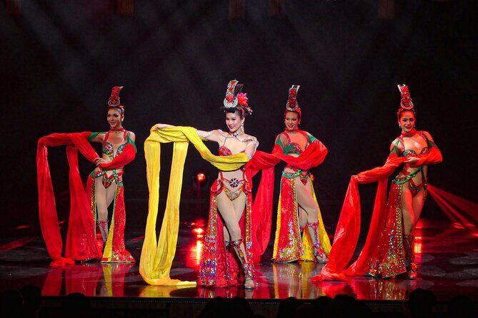 Simon Cabaret: Phukets Ladyboy Glamour Show - A Complete Look at the Simon Cabaret Experience